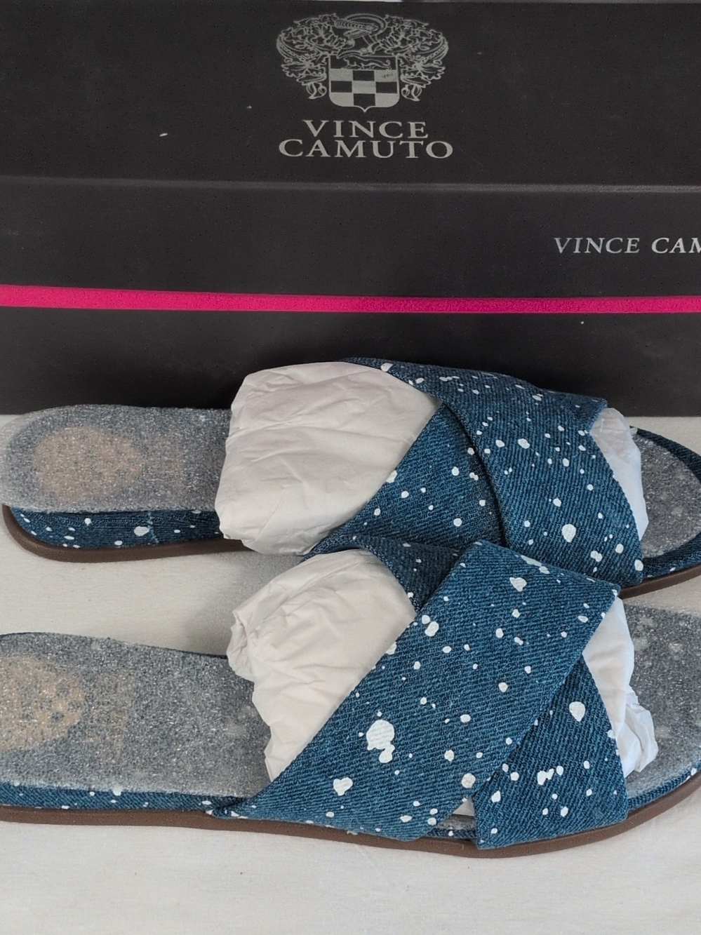 Vince Camuto Men’s Denim Blue Paint-Splatter Slide Sandals